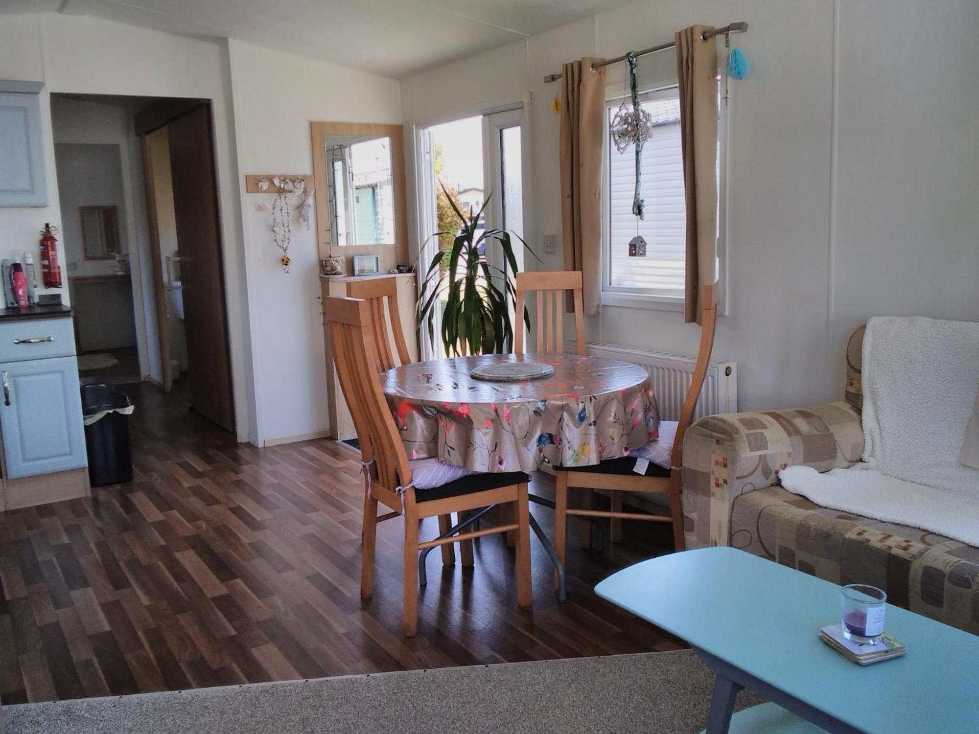 Private Caravan Situated At Parkdean Holiday Resort St Margaret'S At Cliffe Number 18 Exterior photo