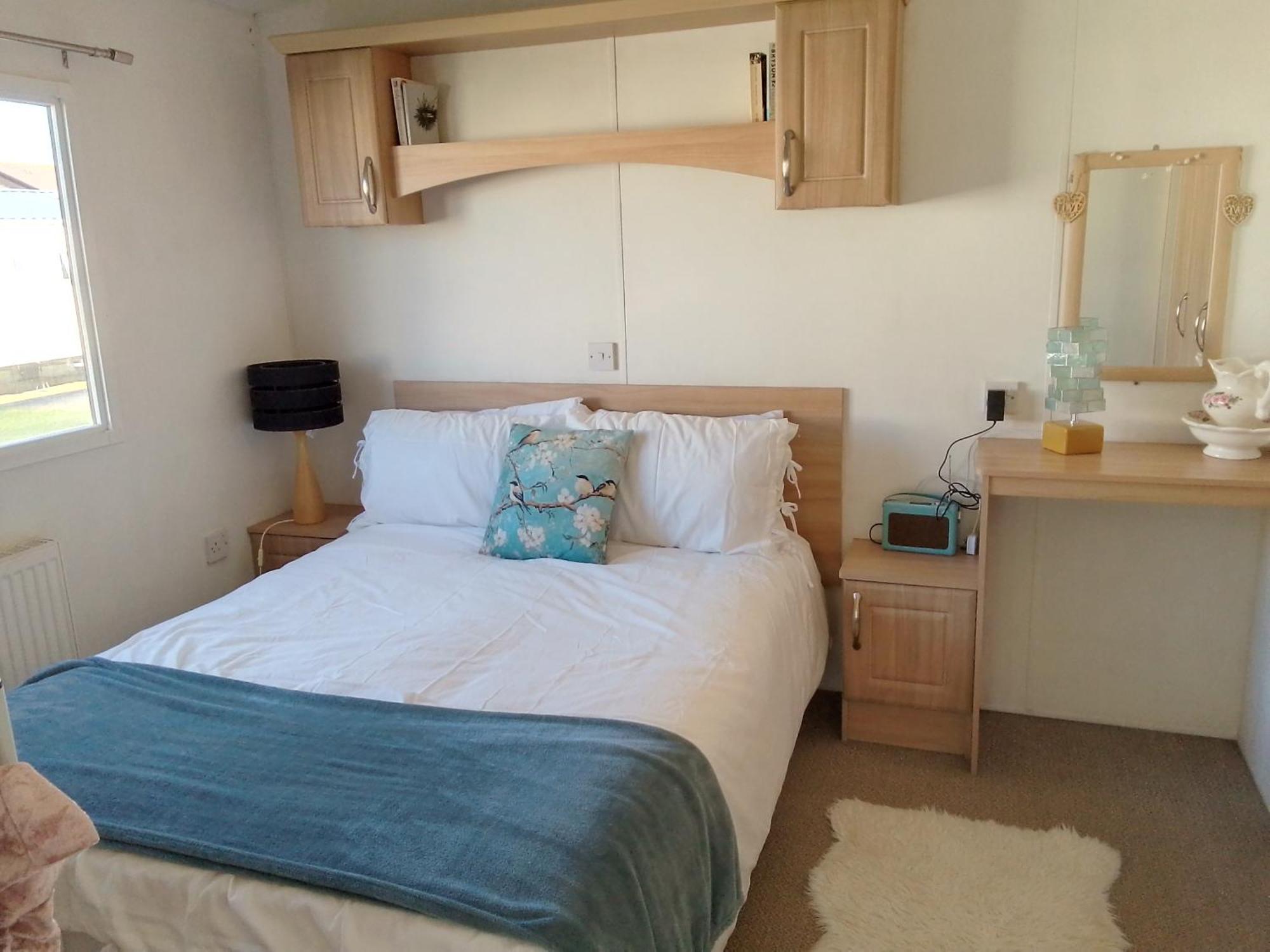 Private Caravan Situated At Parkdean Holiday Resort St Margaret'S At Cliffe Number 18 Exterior photo