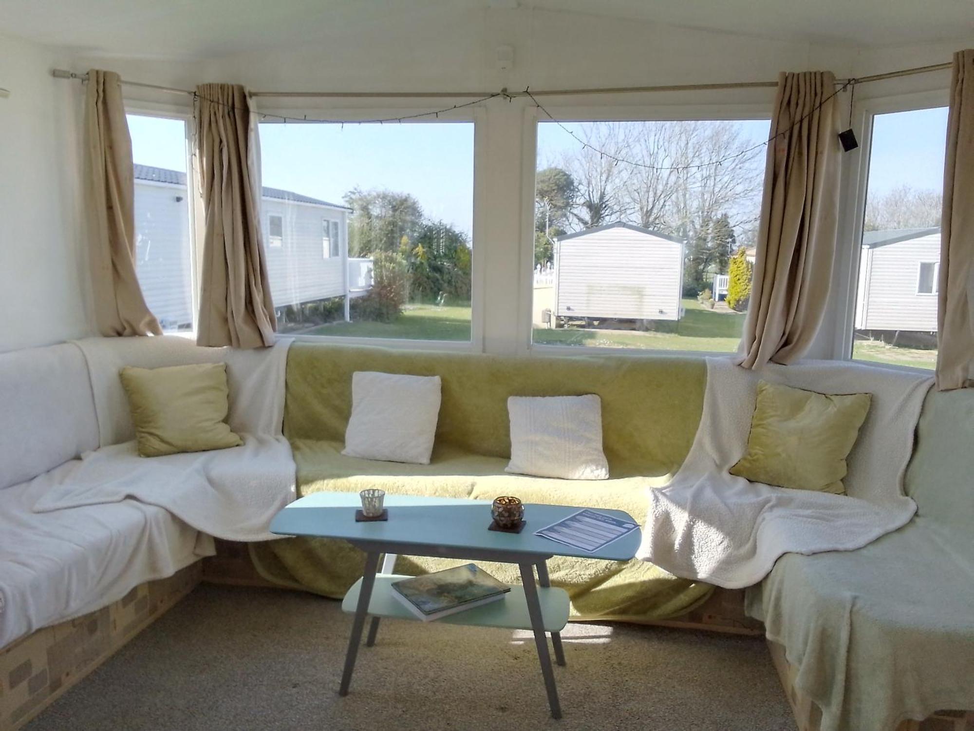 Private Caravan Situated At Parkdean Holiday Resort St Margaret'S At Cliffe Number 18 Exterior photo
